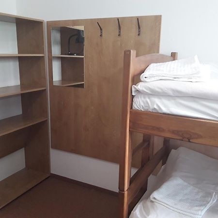 Hostel Sokol Troja ปราก ภายนอก รูปภาพ